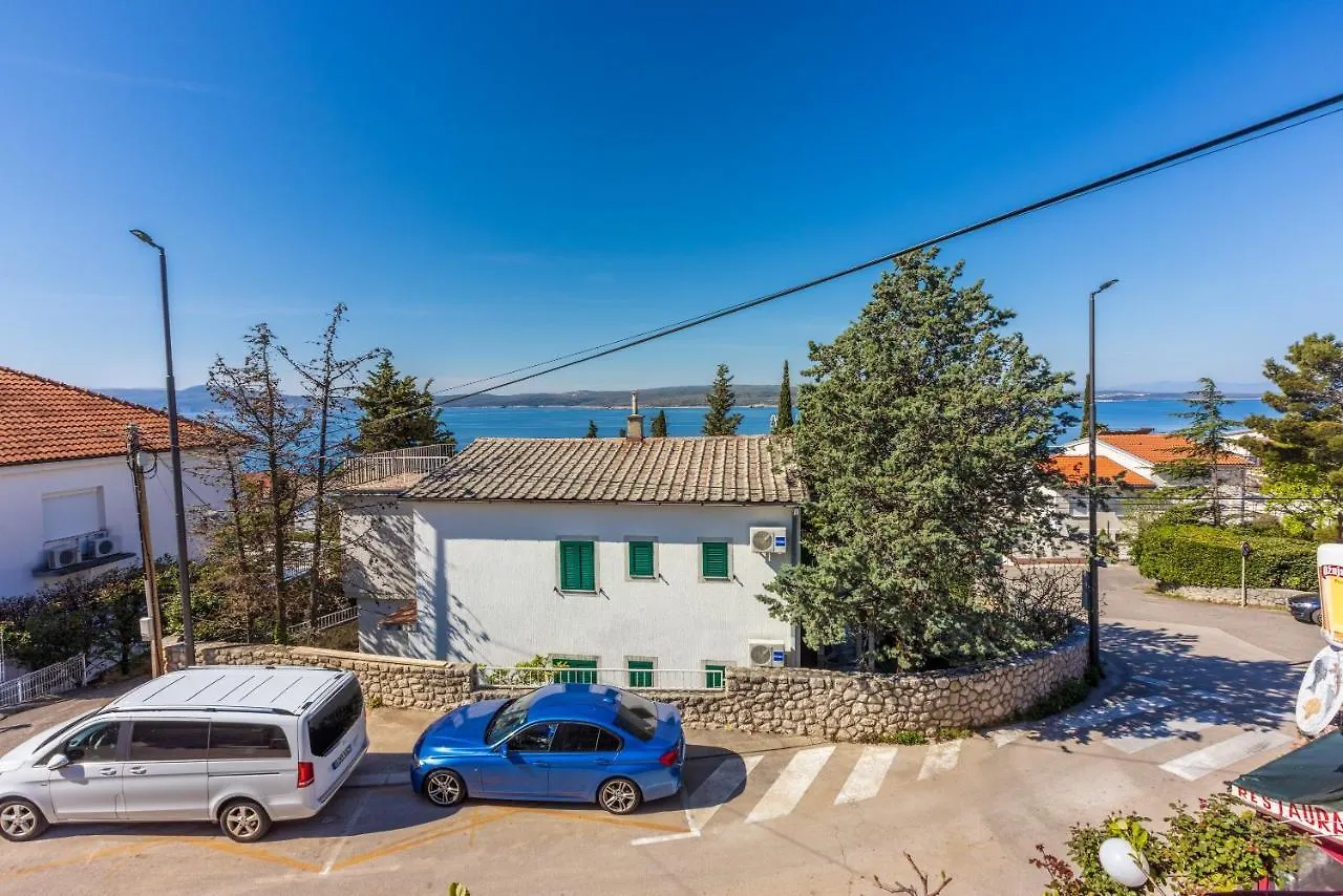 Apartments With A Parking Space Selce, Crikvenica - 19455 0*, Selce